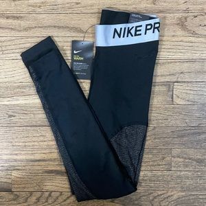 New Nike Women’s Pro Training Tights! 🤩
